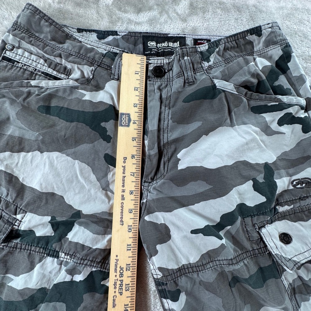 Ecko Unltd Camo Cargo Shorts Mens 32 Streetwear Y2K Skate Utility Baggy Gray - Picture 7 of 14